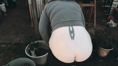 FREE PREVIEW - MILF Buttcrack Rose Pruning - Rem Sequence