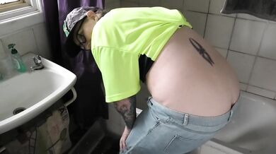 FREE PREVIEW - Plumbers R Us Buttcrack Pt 1 - Rem Sequence