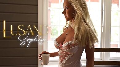 Blonde Classy Sex Doll "Belle" Demonstration Video (Lusandy Realistic Silicone Doll 170 cm F-cup)