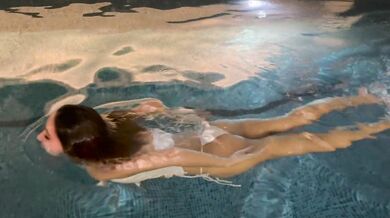 RISKY PUBLIC POOL SEX - HOT DEEPTHROAT BLOWJOB IN THE SPA & SAUNA !!!