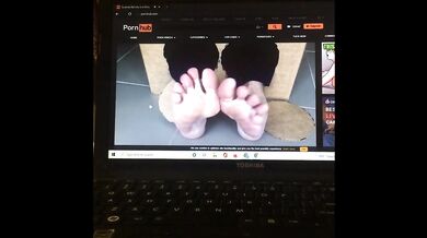 Foot models sexy feet fulfil my fetish by coming to life - Manlyfoot - some dreams do come true