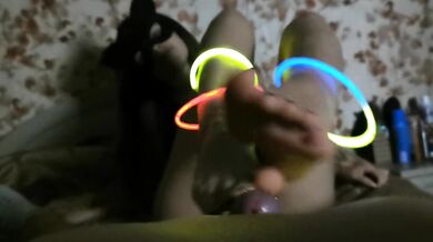 Best homemade foojob night with neon
