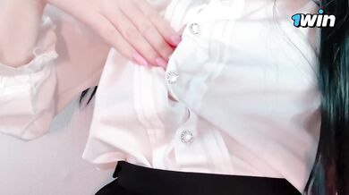recorded a video in class masturbates with panties in first person