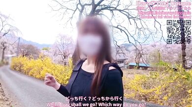 Cherry blossom viewing date and creampie in cowgirl position at an open-air hot spring