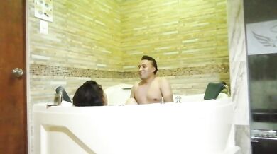 Fucking rich in the jacuzzi