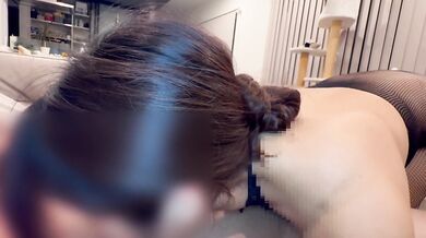 [Personal shooting / Affair secret meeting] An affair wife who licks up the she loves more than her husband at the affair partner's house