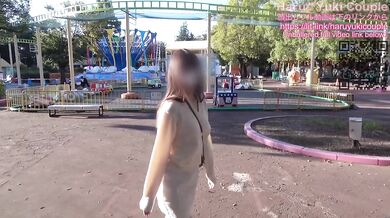 A fair-skinned beautiful girl exposes her tits on the Ferris wheel and gives a blowjob! Creampie