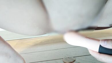 What happens if you apply irohaZEN to an erect clitoris for 10 minutes?