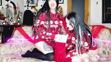 Domina Nika and DarkspaceSolar rub their pussies on pillow, imagine your face in the place of pillow