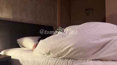 【個人撮影】温泉旅館で就寝前にイチャイチャ。我慢できずに激しい生ハメSEXをする大学生カップル