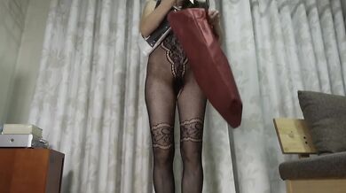 ≪短編シリーズ≫プレゼントのロングメイド服でディルドオナニー