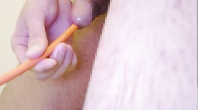 パンパンの膀胱に尿道カテーテル！挿入したまま追撃射精！！