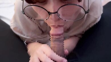 Girls with glasses suck cock like crazy!