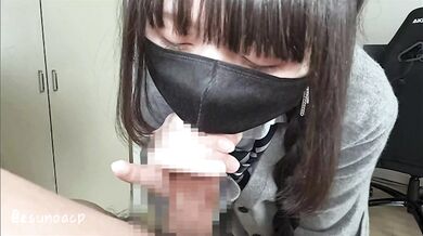 Japanese brass band girls are flute blowjob and both hands with a vertical flute rolling blowjob