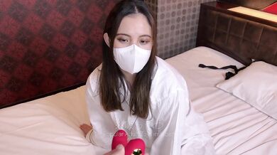 Hard sex with fainting at the end, but also getting creampie.