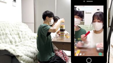 ライブ配信でどこまでバレないか...気持ちよすぎるライブ配信、、。Japanese hentai video. 素人/NTR/巨乳