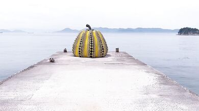 Beautiful scenery, delicious food, bathing in Nacchi