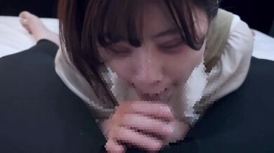 後輩の大学生が激しい手コキフェラで精子をいっぱい絞り出して興奮しちゃう cum in mouth cumshot