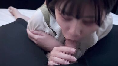後輩の大学生が激しい手コキフェラで精子をいっぱい絞り出して興奮しちゃう cum in mouth cumshot