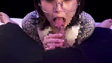 College girl student cum in mouth with blowjob before going out