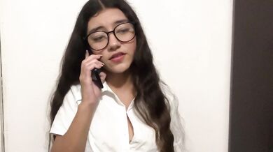 Student convinces a teacher to pass her