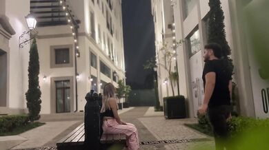 Stranger Hooks Up With Hot Tourist