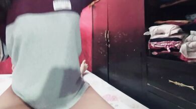 Her Mother Calls And She Doesn't Stop Fucking!!
