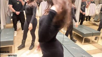 Sex At Mall In Dressroom With Fit Girl