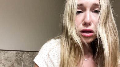 SQUIRTING AT MY MOMS EYE DOCTOR APPOINTMENT