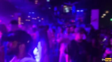 Horny girl agreed to have sex in a nightclub toilet