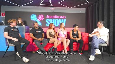 Sex in public! Perverted latina asses unleash an orgy and explode with pleasure.