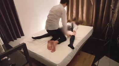 超絶かわいい女子〇生の中がきつすぎて中出ししてしまった