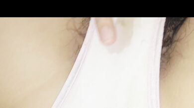 Stain of pants Amateur masturbating under the futon [Personal shooting]