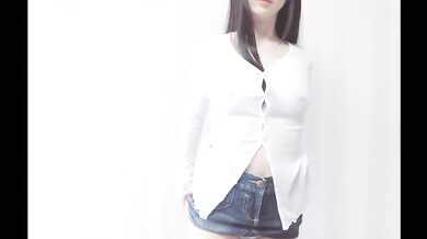 【個撮】ノーブラ ノーパンで全部丸見えにno Bra and no Panties没有胸罩和内裤的全视图