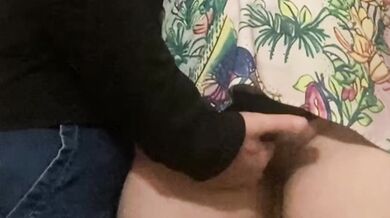 WOW!!! I Let a Stranger to Maturbate my Pussy in the Subway