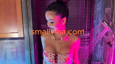 Seductive 18 Years Old Slut Got Herself Dancing In Lingerie