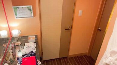 浴衣姿の女子大生が人に見られながらの初ハメ撮り！大興奮のぐちょぐちょパイパンまんこにたっぷり中出しSEX! AbemaTV給与明細 RYO＆YUU素人カップル/歳の差/10代/スタイル抜群/美少女