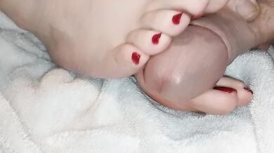 Sexy BBW Footjob, BLACK CHERRY Toes