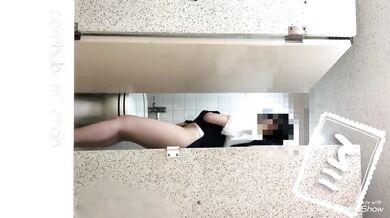 Full ver Hentai japanese girl exposes masturbation in a public