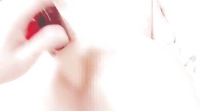 有名ど変態男にディルドでガン突きクンニされて絶叫のパイパン美女巨乳 HENTAI man with a dildo and cunnilingus.