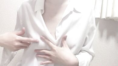 Amateur sexual Japanese nipple masturbation