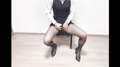 普段は真面目な銀行員が家ではド変態オナニスト！