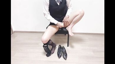 普段は真面目な銀行員が家ではド変態オナニスト！