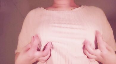 Nipple masturbation while erecting nipples embarrassingly to wake up