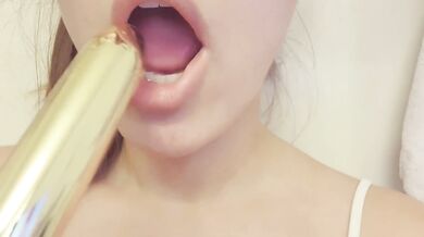 Japanese Teen Sucking Vibrator and Rubbing Tits and Tight Pink Pussy Before Pissing
