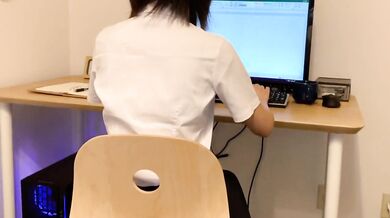 cum onto office skirt from behind the office worker