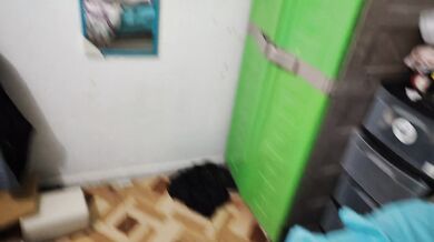 No entres le estoy dando verga a tu hermana