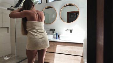 Curvy amateur girl gets horny and fucked while getting ready for the holidays
