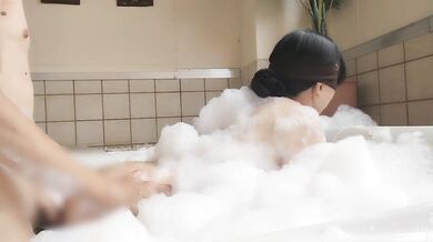 人妻と昼間から◯◯
