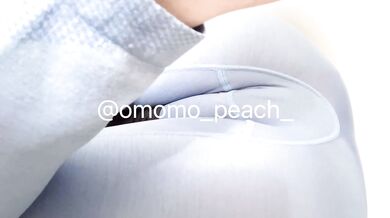 【ヨガのレッスン中におもらし】#omorashi #peeaccident #desperation wetting #pee desperation